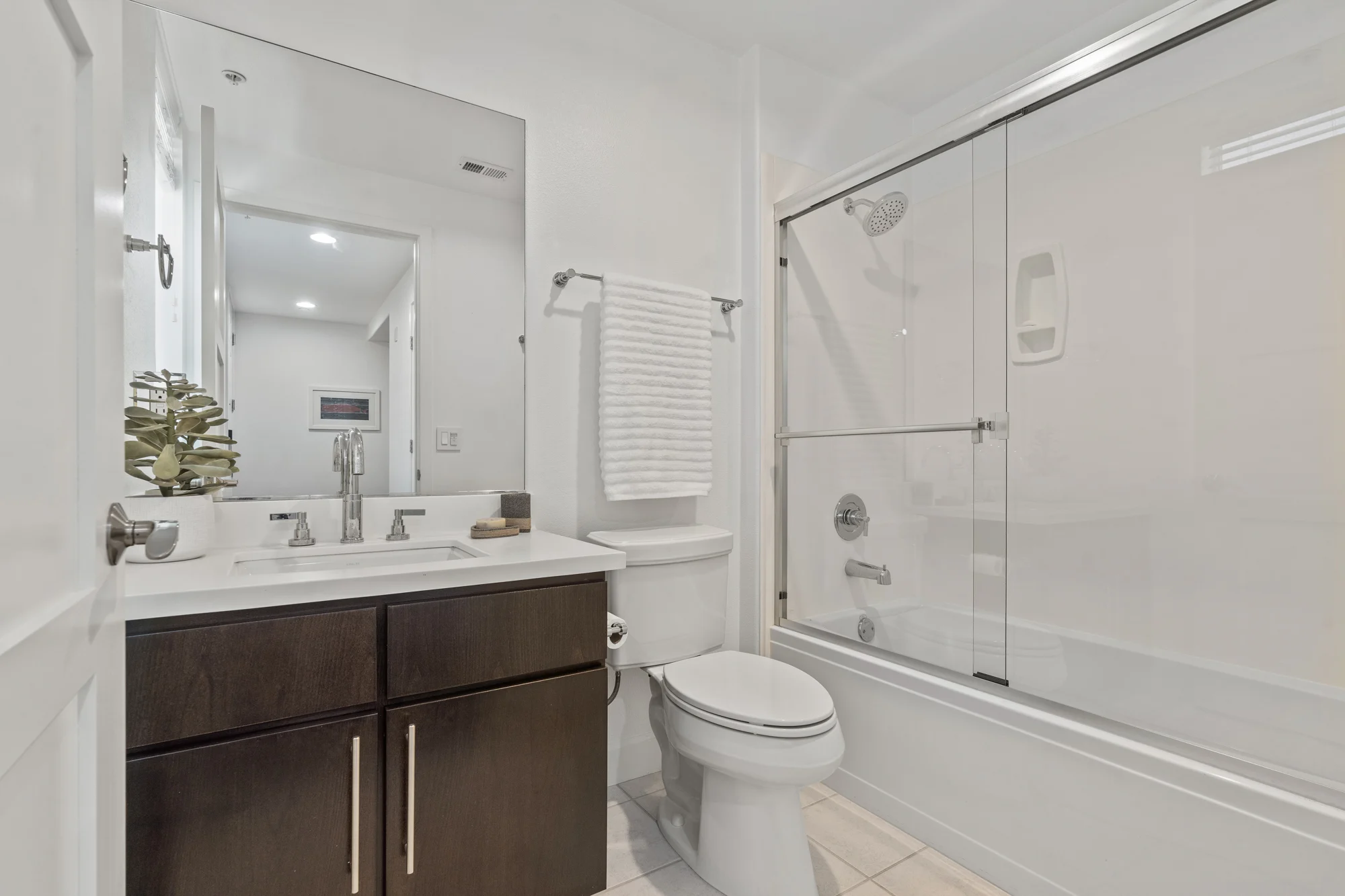 10878 N Bloomfield St #210 photo 31