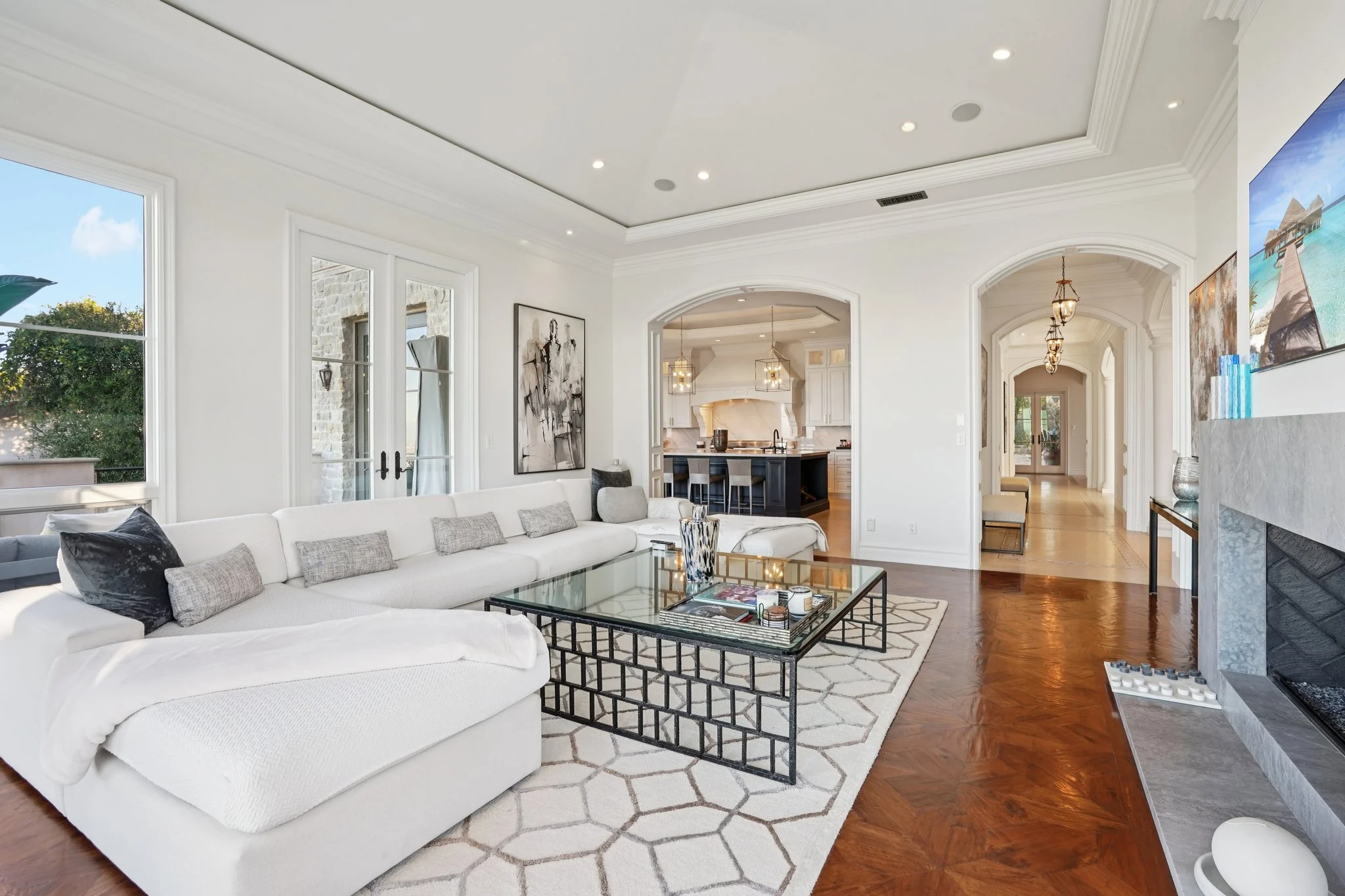 13-web-or-mls-Via La Brea-S3012-013