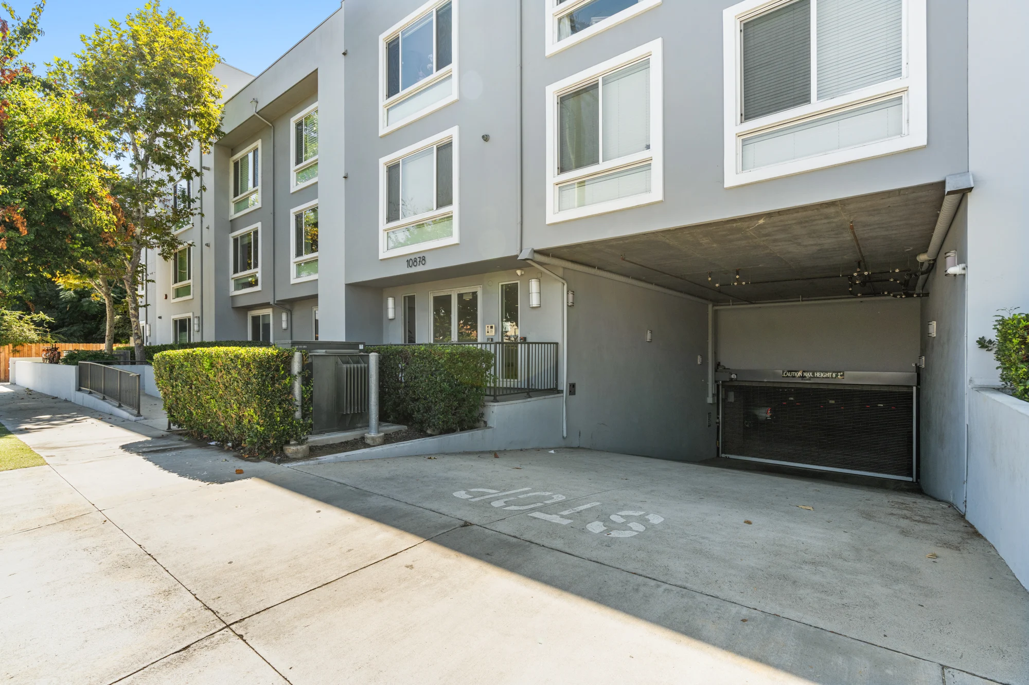 10878 N Bloomfield St #210 photo 13