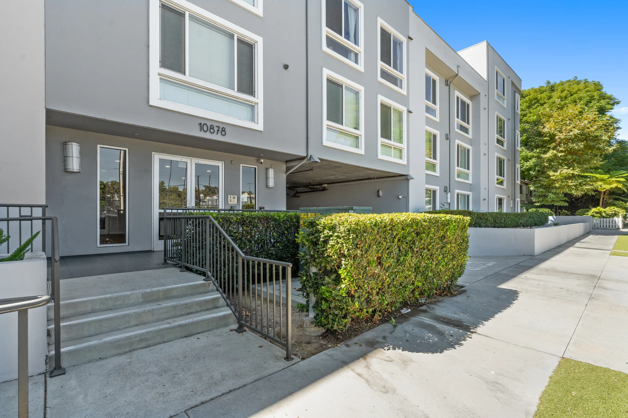 10878 N Bloomfield St #210 photo 12