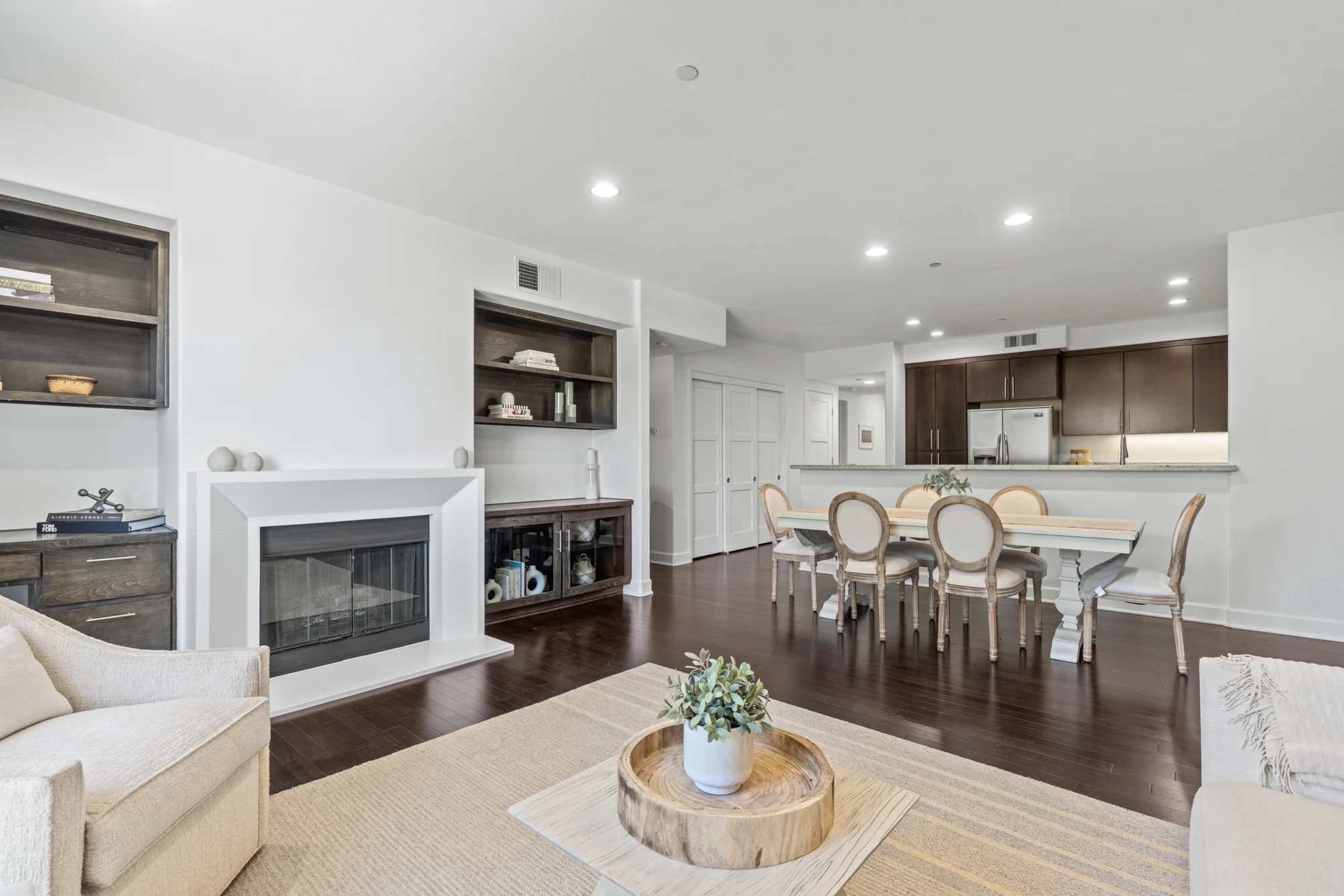 10878 N Bloomfield St #210 photo 40