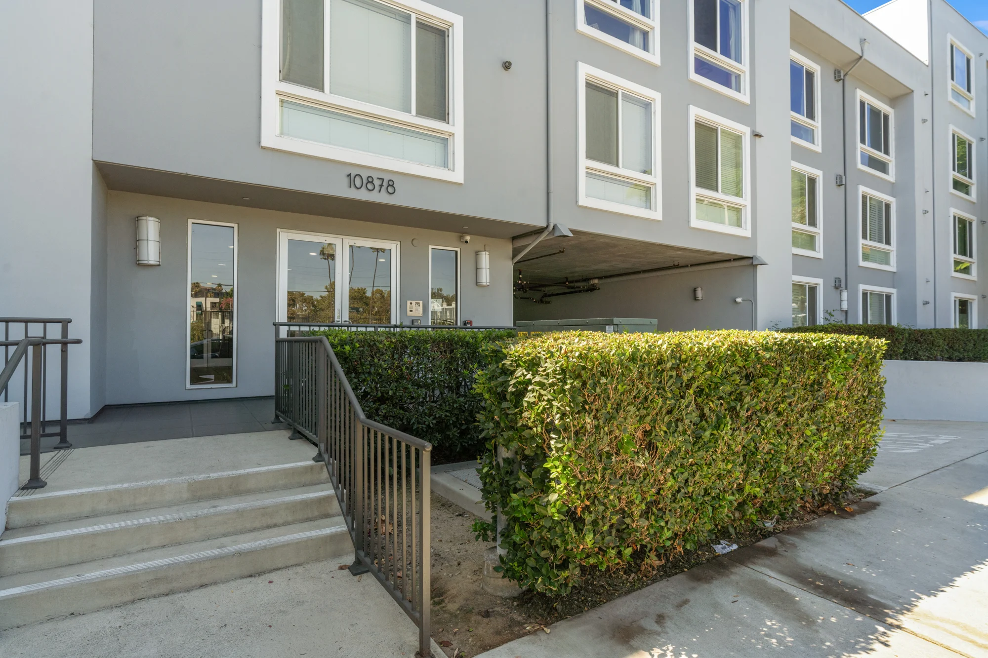 10878 N Bloomfield St #210 photo 14