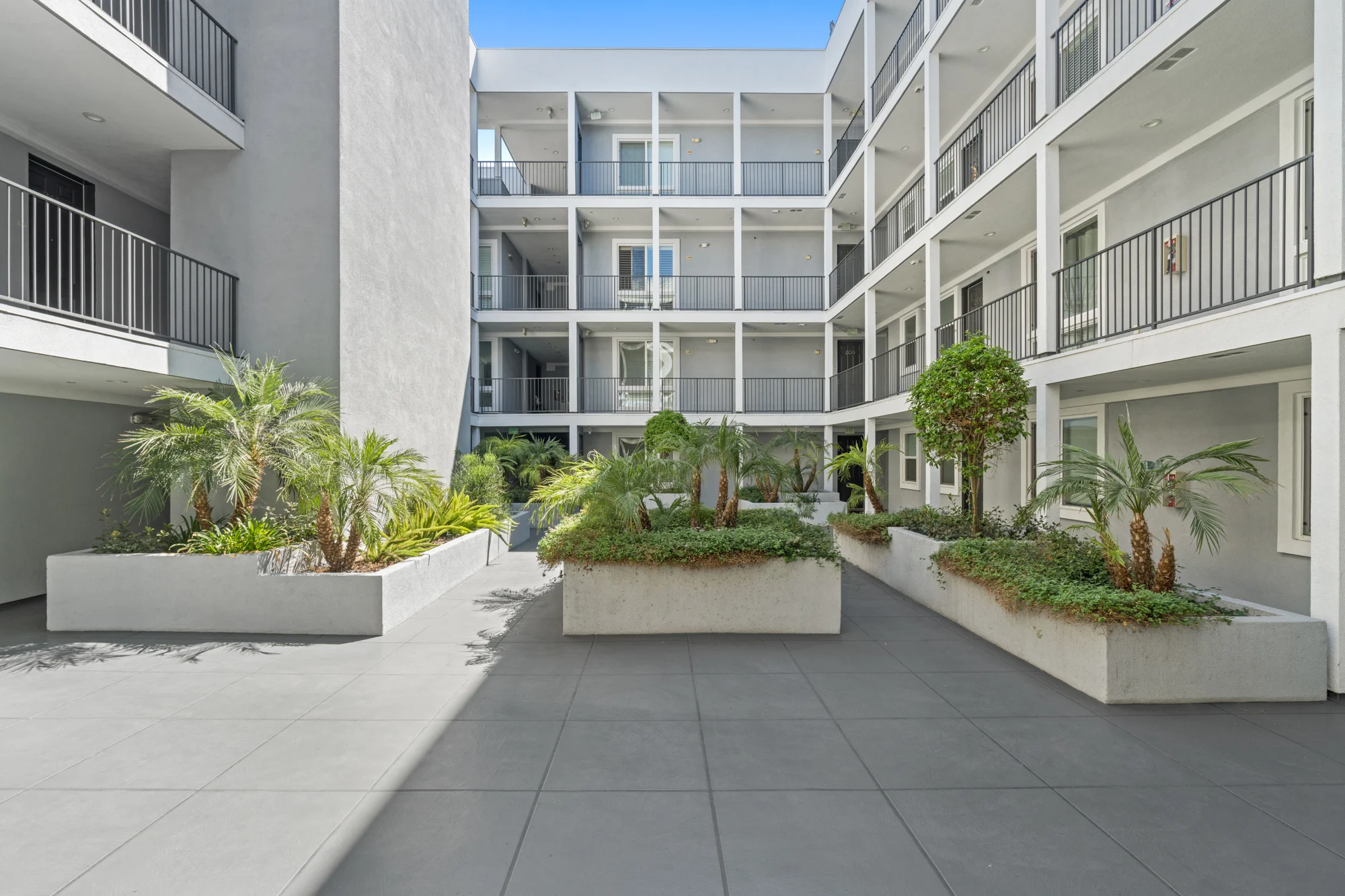 10878 N Bloomfield St #210 photo 18