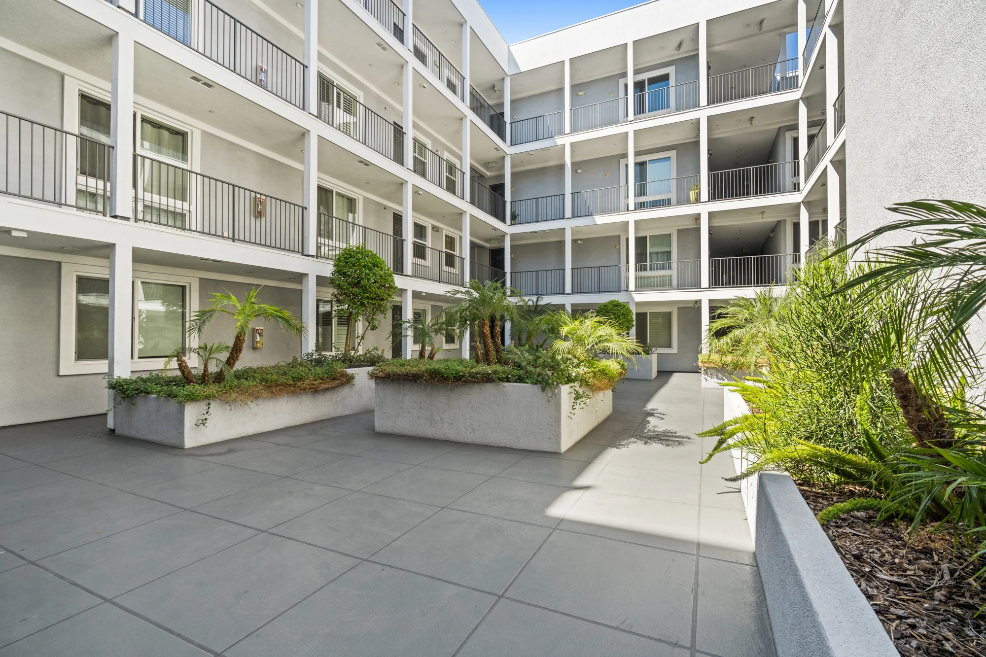10878 N Bloomfield St #210 photo 15